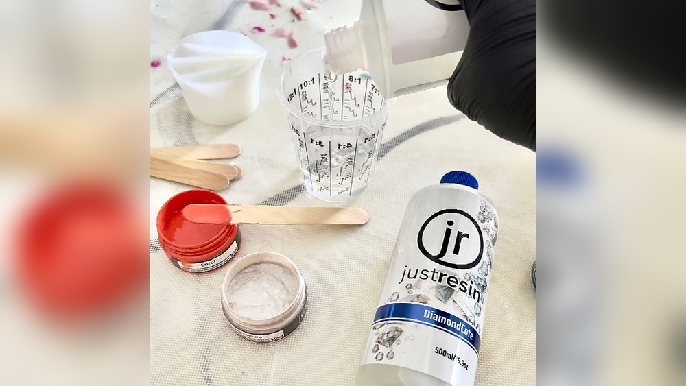 How to Properly Mix Resin And Hardener for Best Results